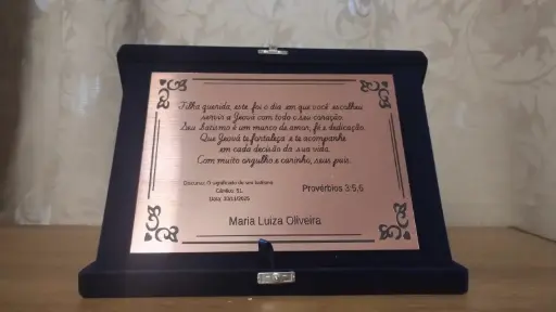 Placa homenagem+ estojo